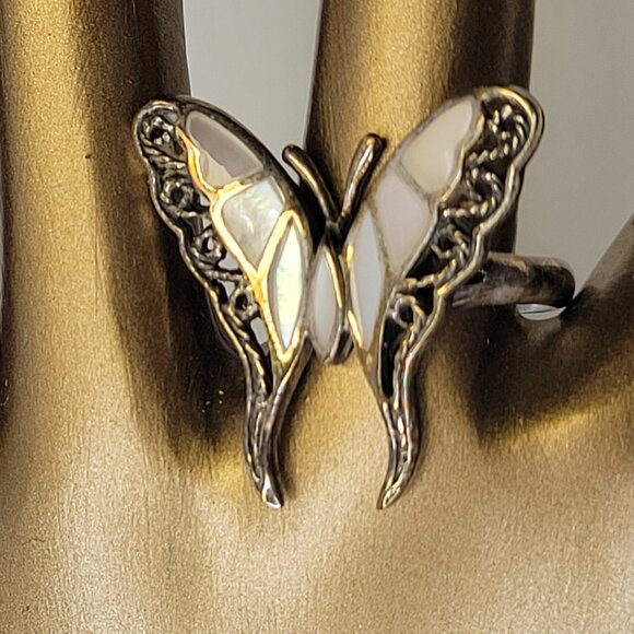 Silver and MOP Butterfly Ring 925 Sterling Silver, Butterfly Filigree Size 5.25 - Picture 1 of 15
